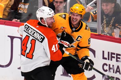 article image - Flyers Penguins Hockey